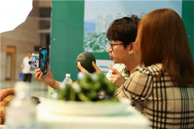 金牌保姆 助力威海產(chǎn)品 賣(mài)全球